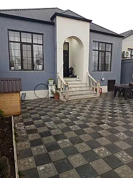 Satılır 4 otaqlı həyət evi 120 m²