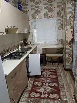 Kirayə verilir 1 otaqlı həyət evi 80 m²