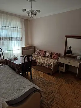 Satılır 3 otaqlı mənzil 60 m²