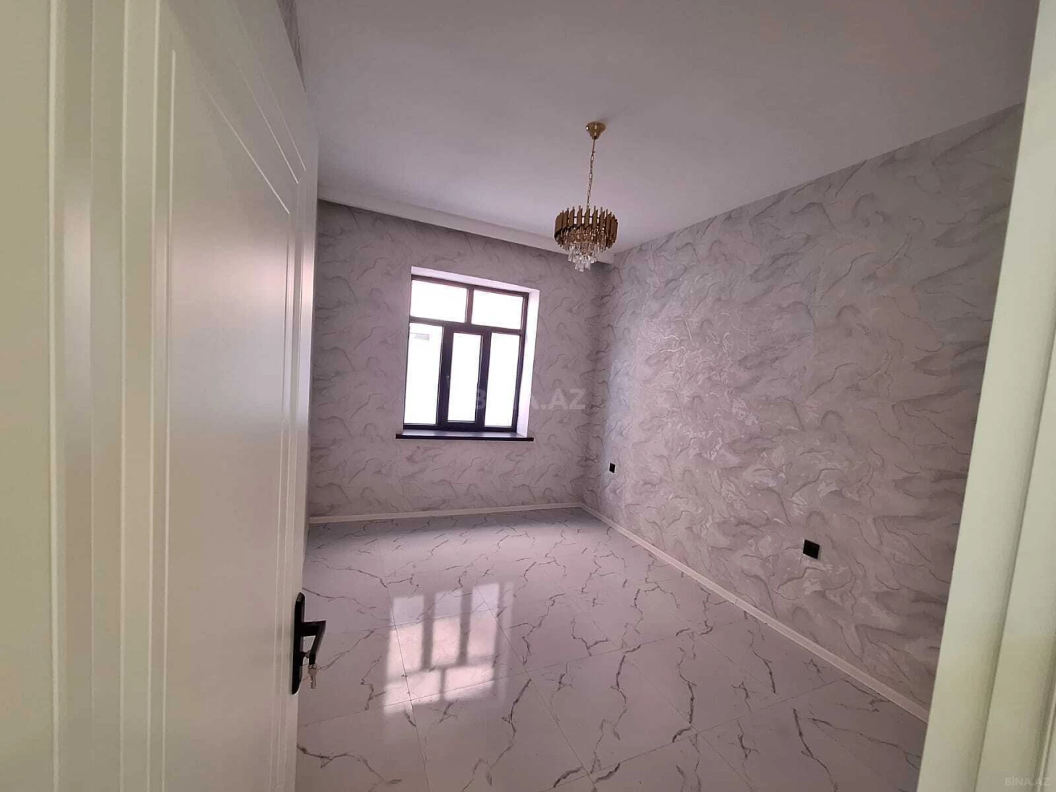 Satılır 4 otaqlı həyət evi 130 m²