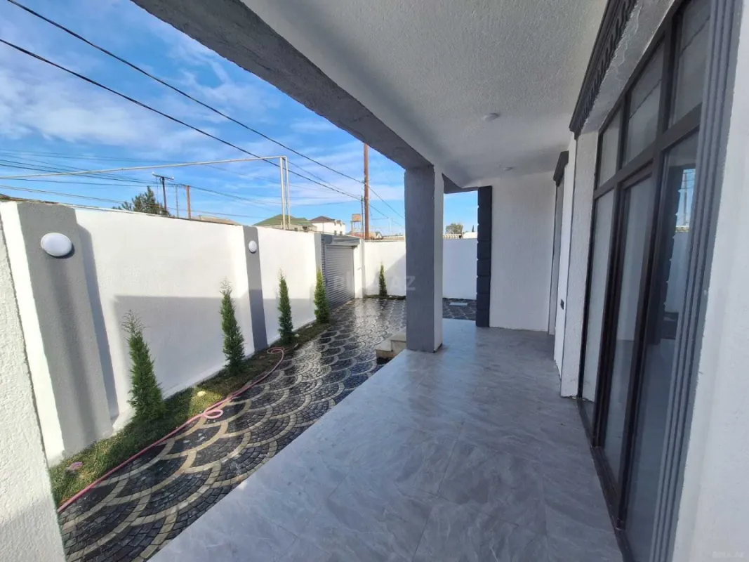 Satılır 4 otaqlı həyət evi 130 m²