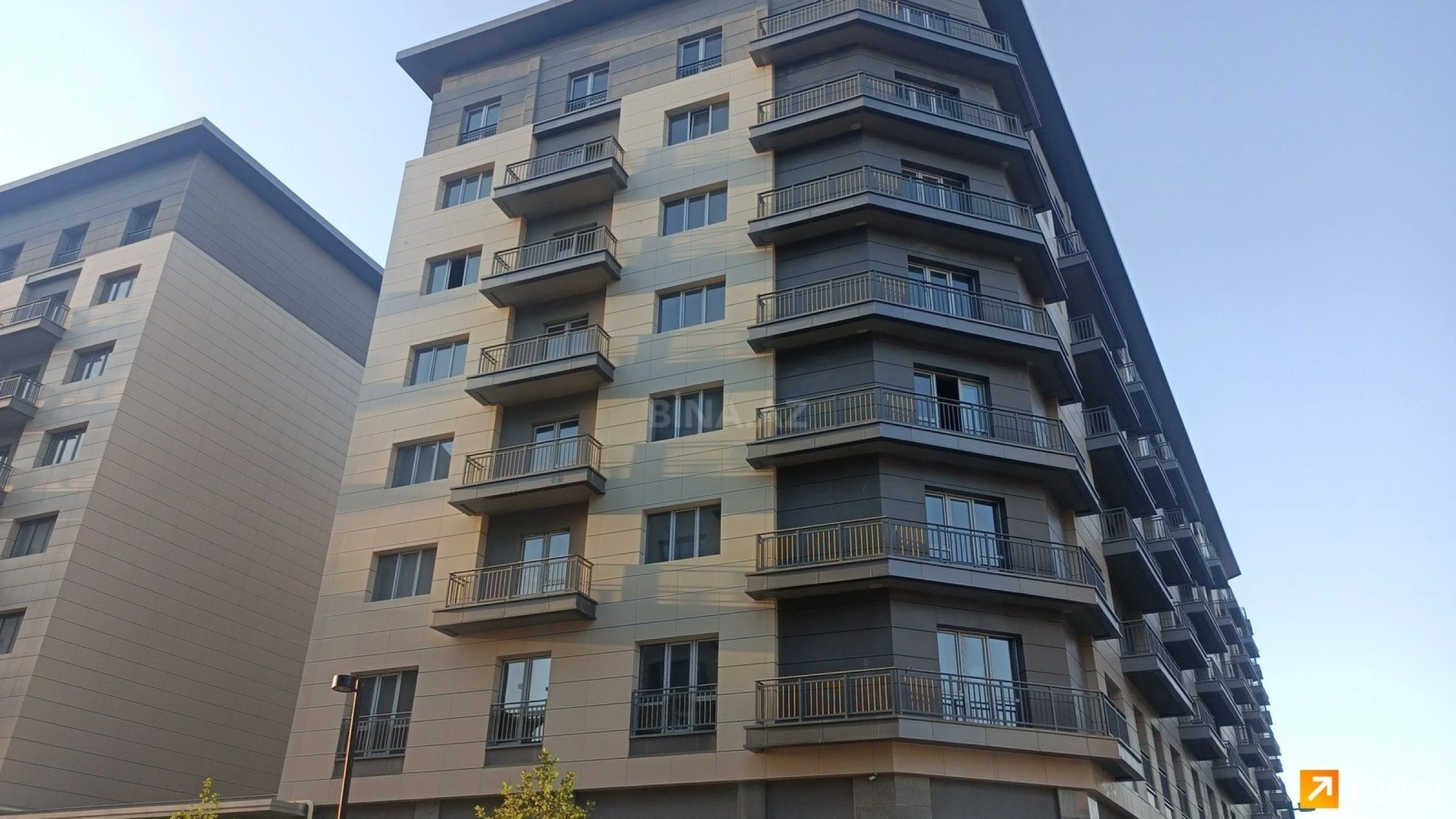 Kirayə verilir 2 otaqlı mənzil 95 m²