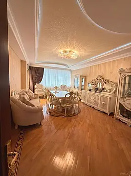 Satılır 4 otaqlı mənzil 174 m² — Bakı, Nərimanov 4 otaq 174.00 m²