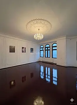 Kirayə verilir 4 otaqlı ofis 160 m²