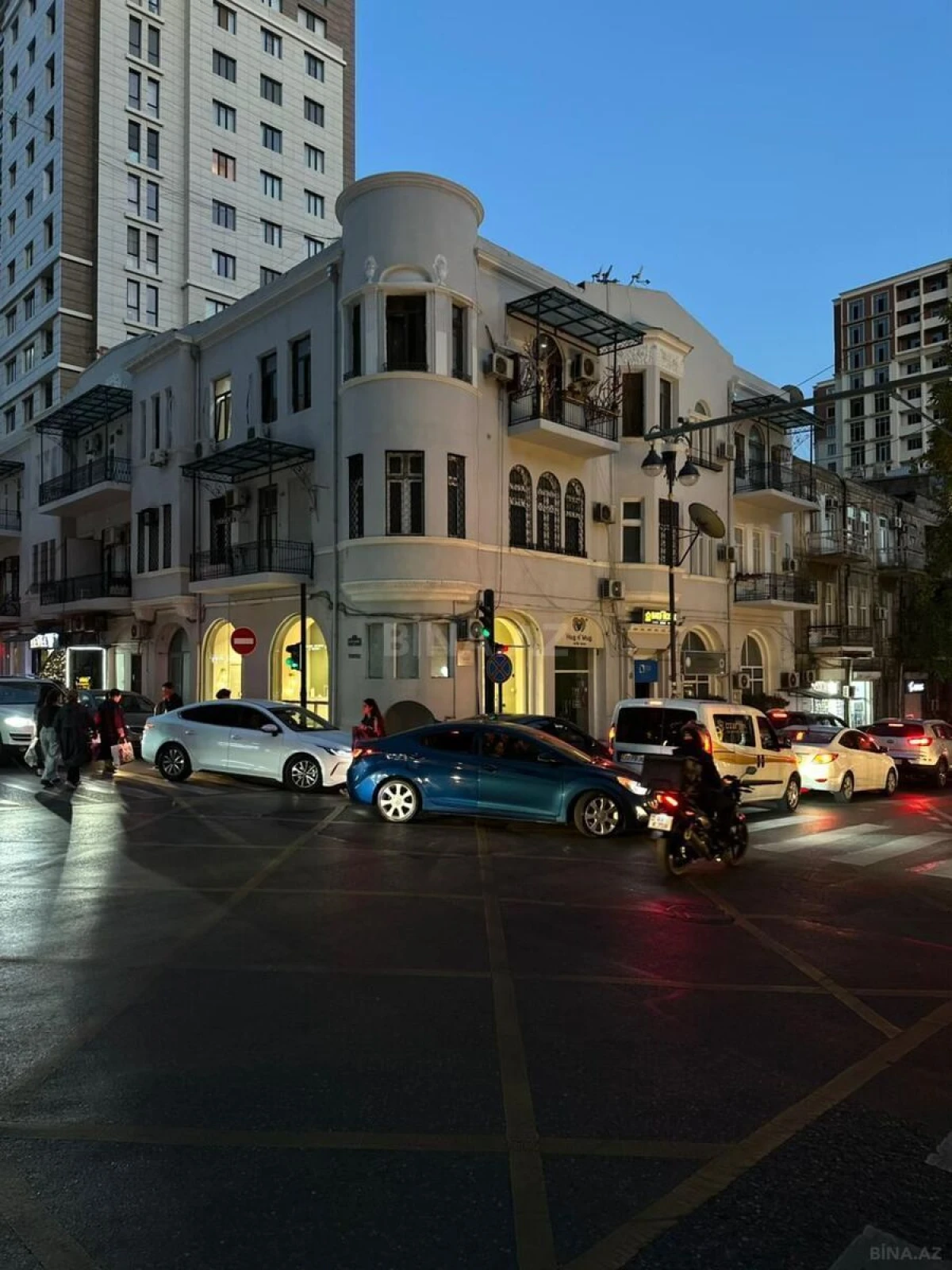 Kirayə verilir 4 otaqlı ofis 160 m²