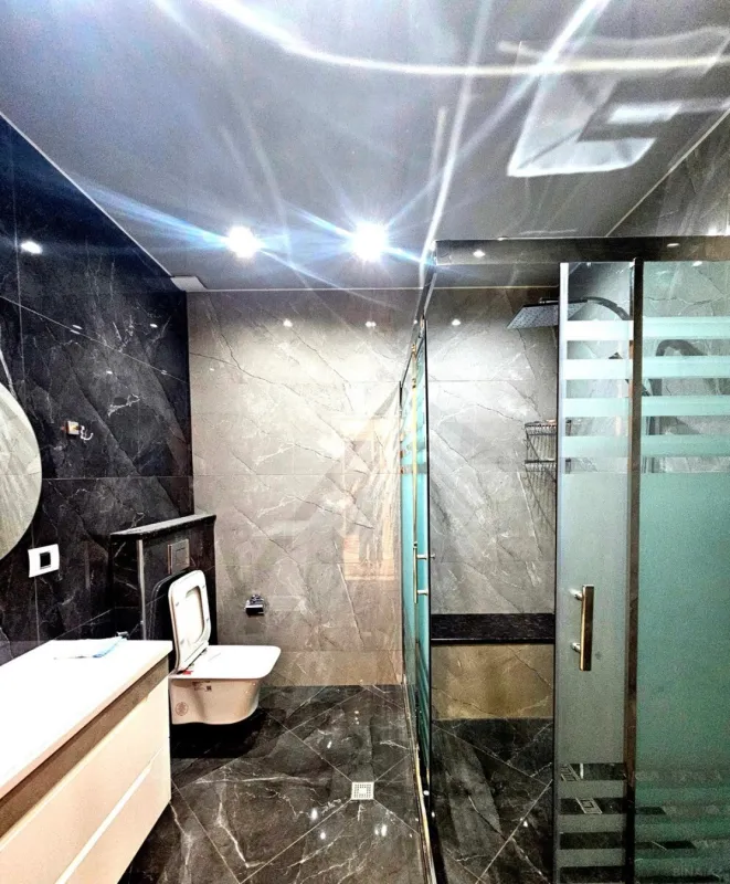 Satılır 4 otaqlı mənzil 230 m²