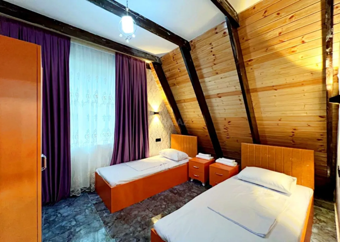 Satılır 4 otaqlı həyət evi 150 m²