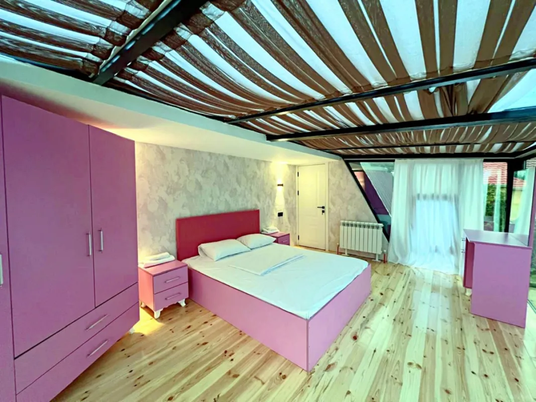 Satılır 4 otaqlı həyət evi 150 m²