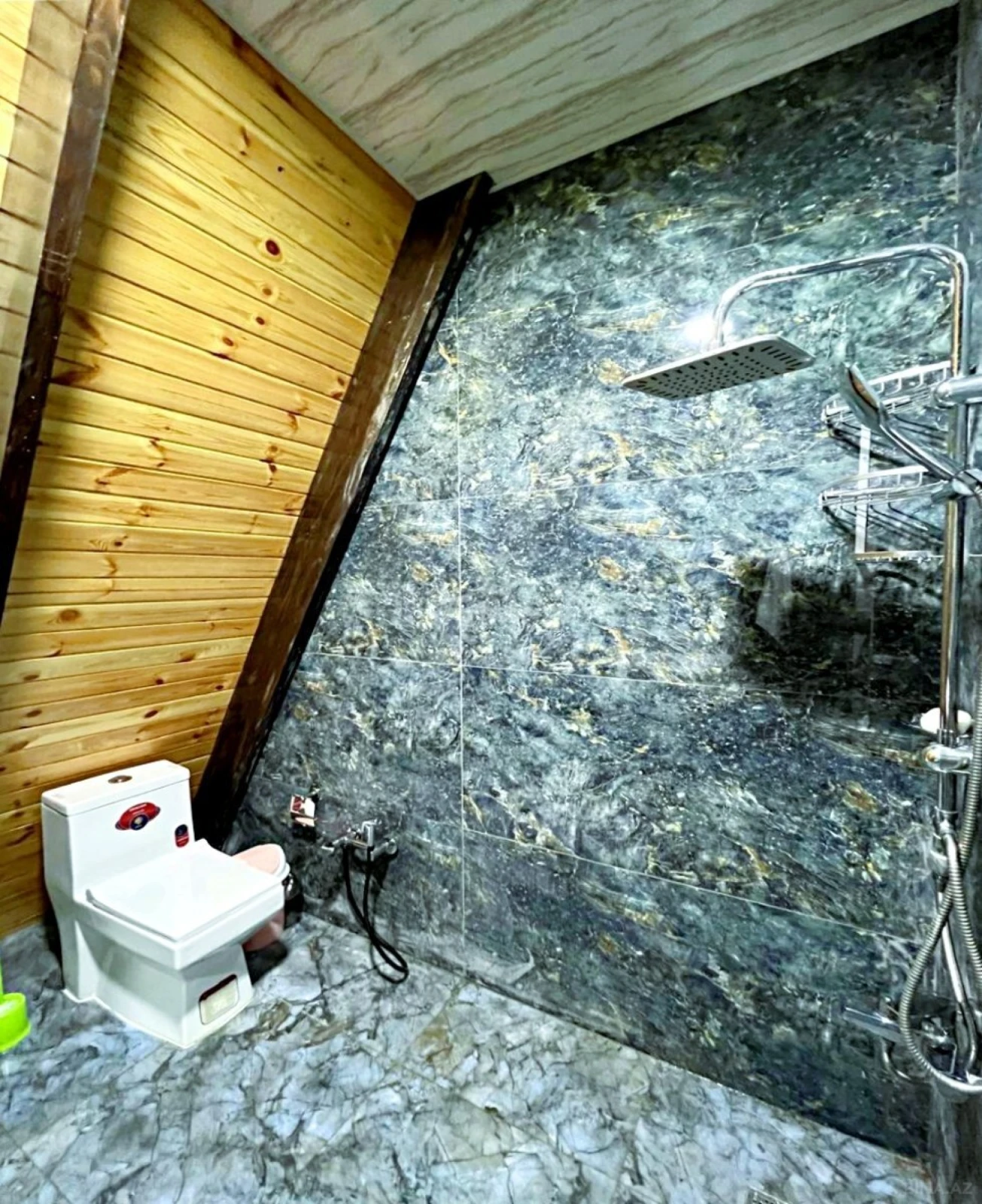 Satılır 4 otaqlı həyət evi 150 m²