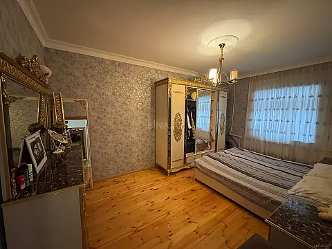 Satılır 4 otaqlı mənzil 100 m²