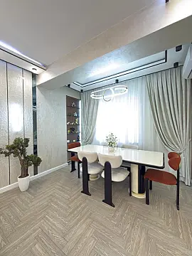 Satılır 3 otaqlı mənzil 137 m²