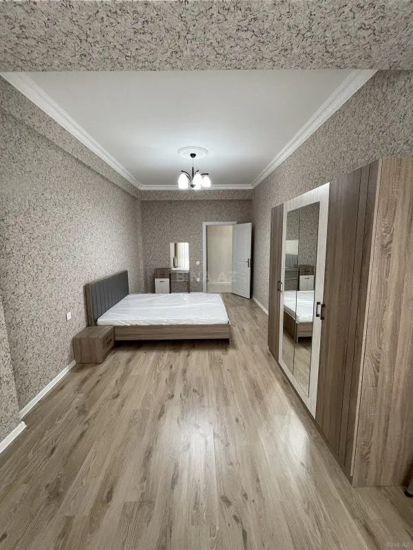 Kirayə verilir 2 otaqlı mənzil 75 m²