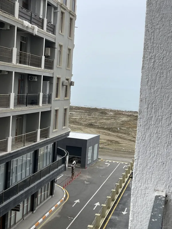 Kirayə verilir 2 otaqlı mənzil 75 m²