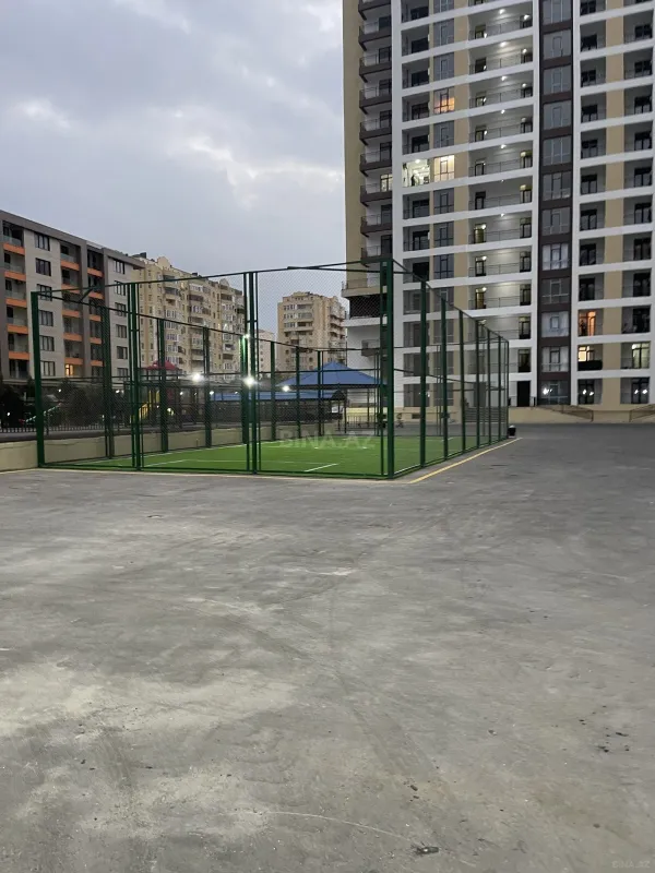 Kirayə verilir 2 otaqlı mənzil 75 m²