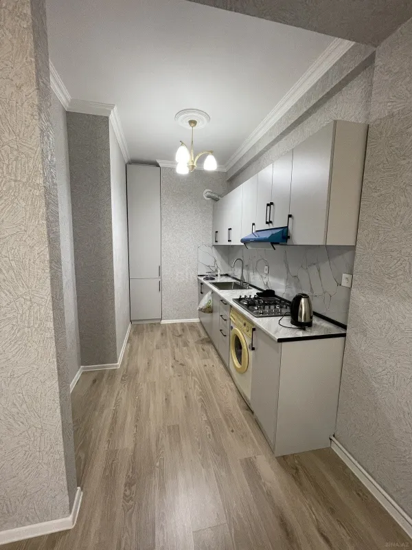 Kirayə verilir 2 otaqlı mənzil 75 m²