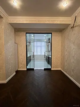 Satılır 3 otaqlı mənzil 116 m²