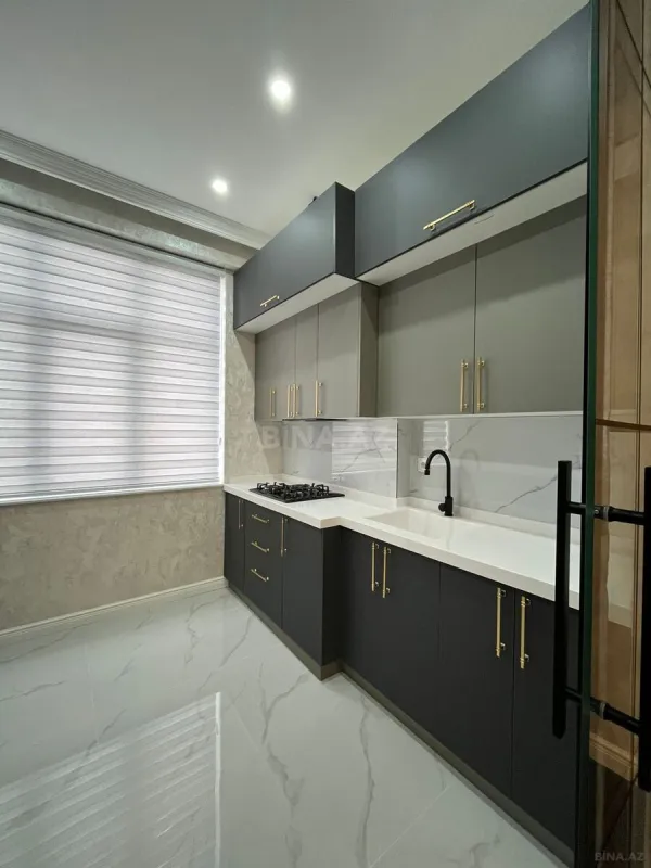 Satılır 3 otaqlı mənzil 116 m²
