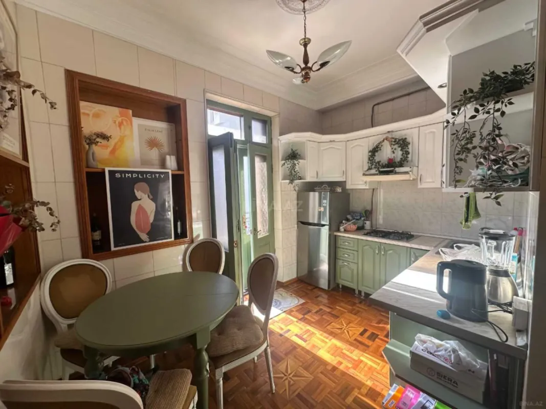 Kirayə verilir 1 otaqlı mənzil 45 m²