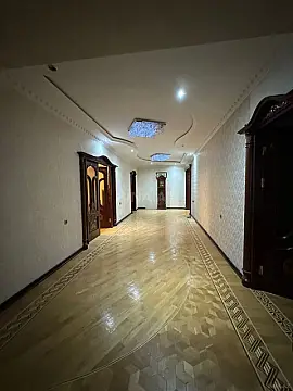 Kirayə verilir 4 otaqlı mənzil 200 m²