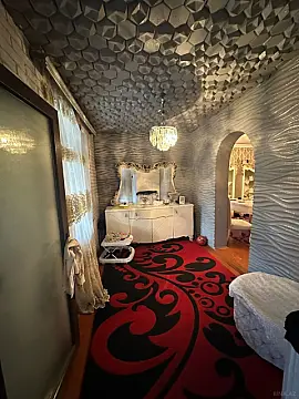 Satılır 6 otaqlı həyət evi 250 m²