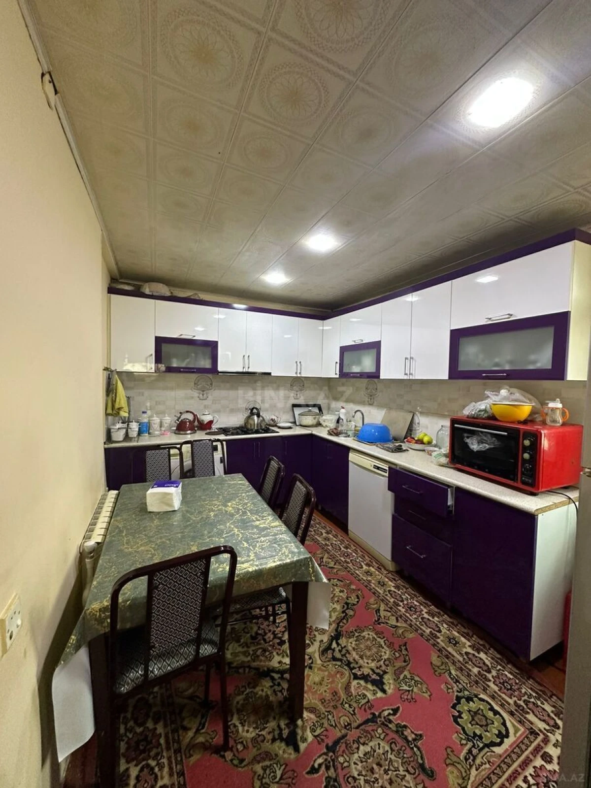 Satılır 6 otaqlı həyət evi 250 m²