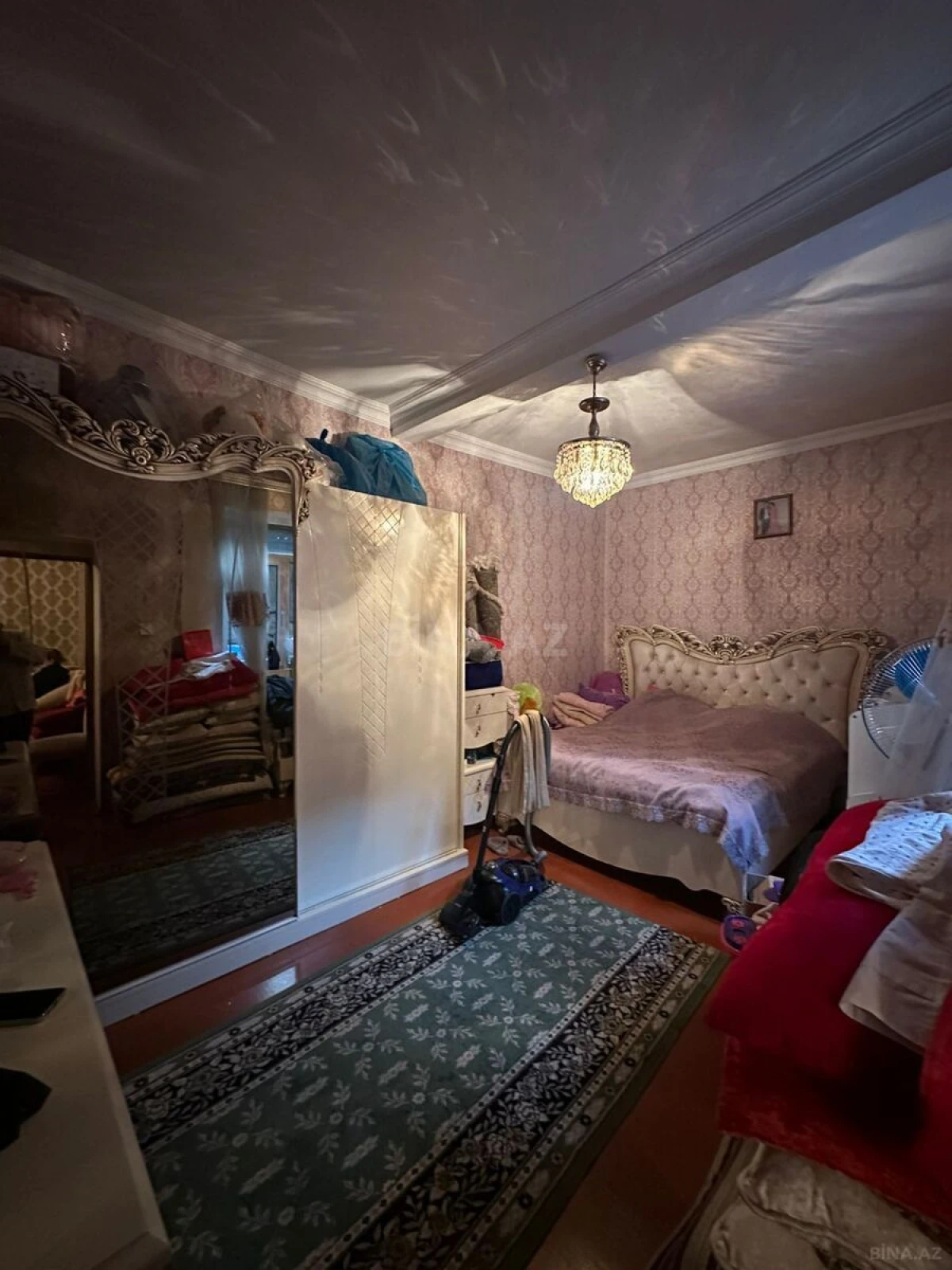 Satılır 6 otaqlı həyət evi 250 m²