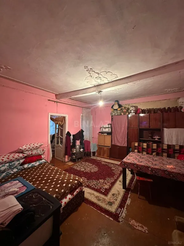 Satılır 6 otaqlı həyət evi 250 m²