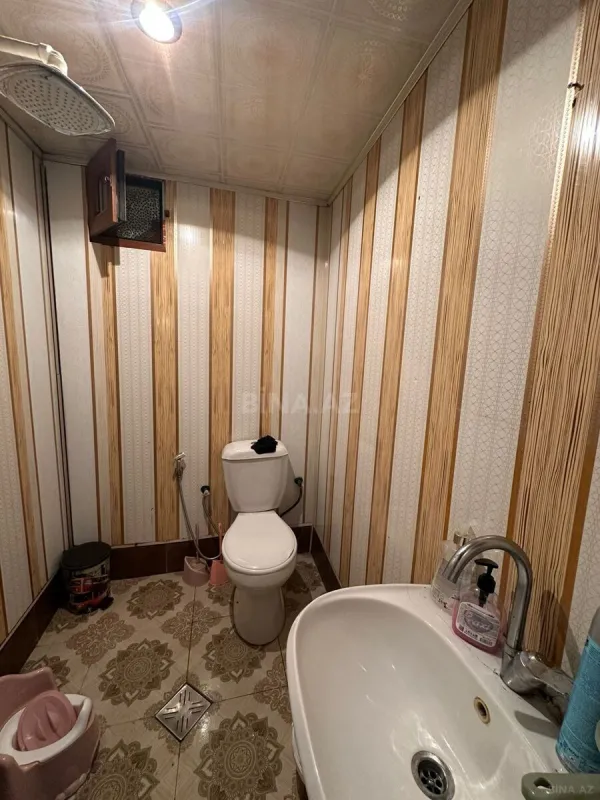 Satılır 6 otaqlı həyət evi 250 m²