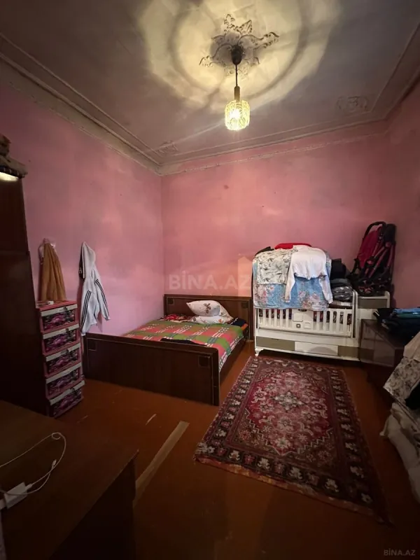 Satılır 6 otaqlı həyət evi 250 m²