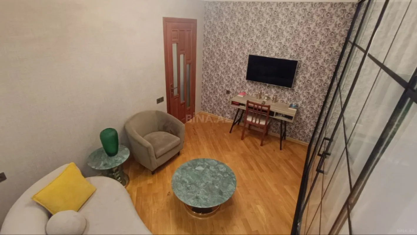 Satılır 3 otaqlı mənzil 84 m²
