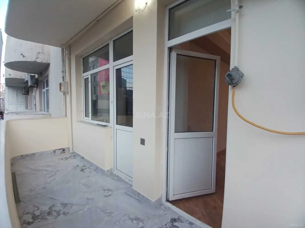 Kirayə verilir 2 otaqlı mənzil 100 m²