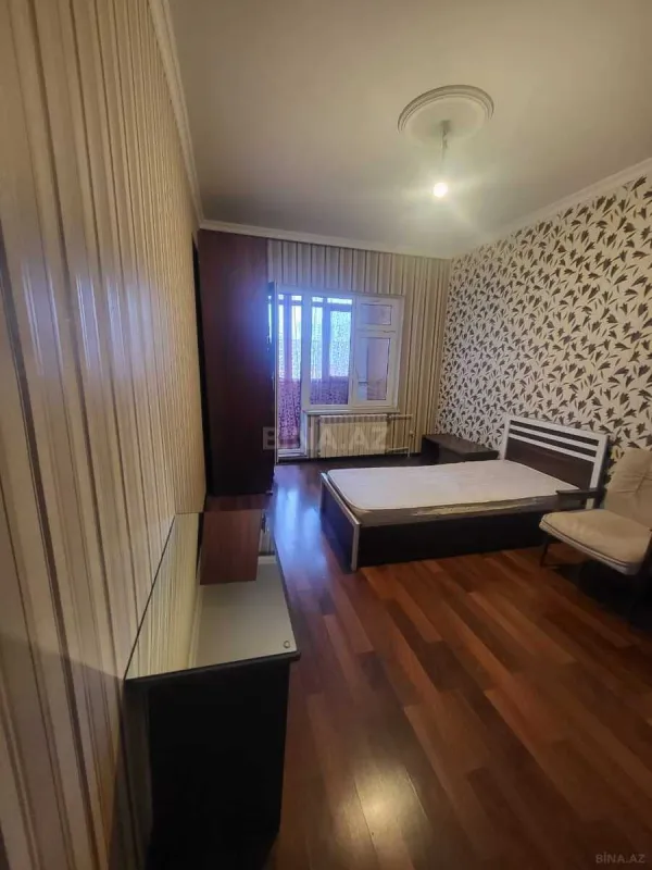 Kirayə verilir 4 otaqlı mənzil 110 m²