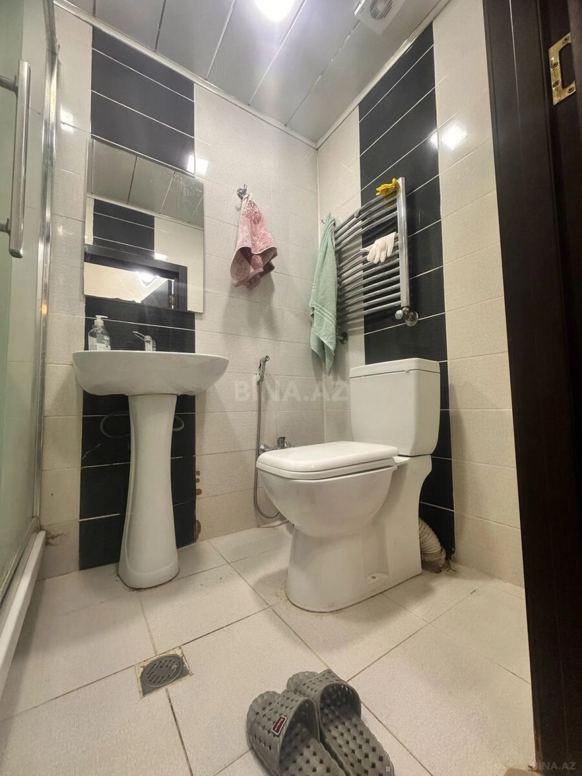 Kirayə verilir 2 otaqlı mənzil 50 m²