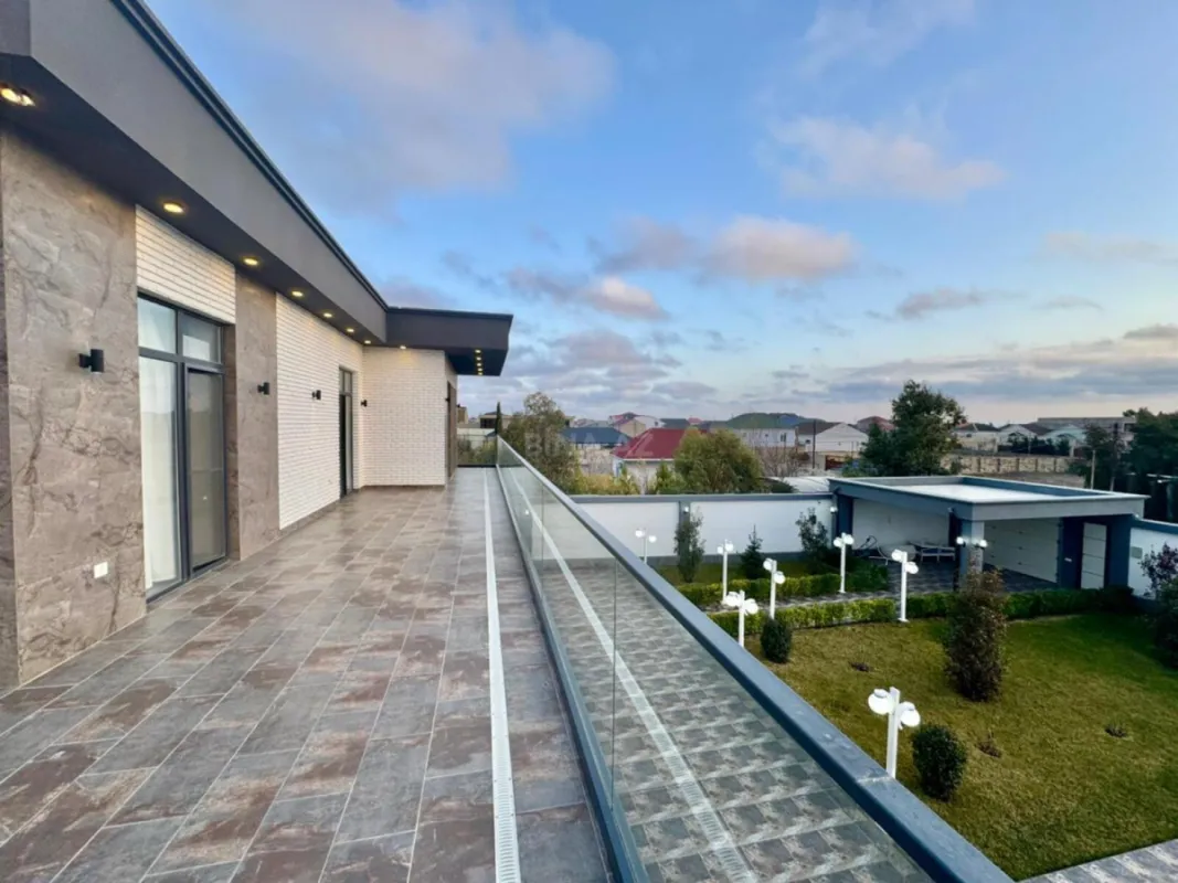 Satılır 5 otaqlı həyət evi 354 m²