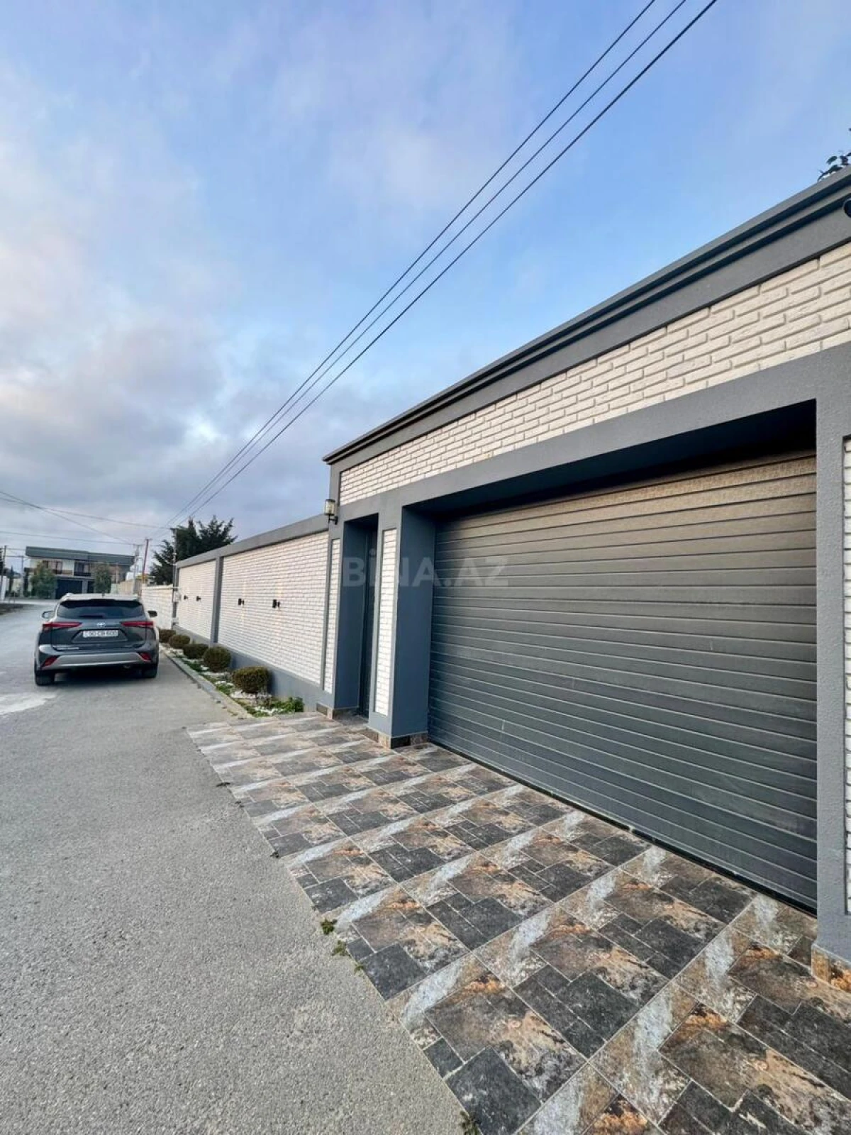 Satılır 5 otaqlı həyət evi 354 m²