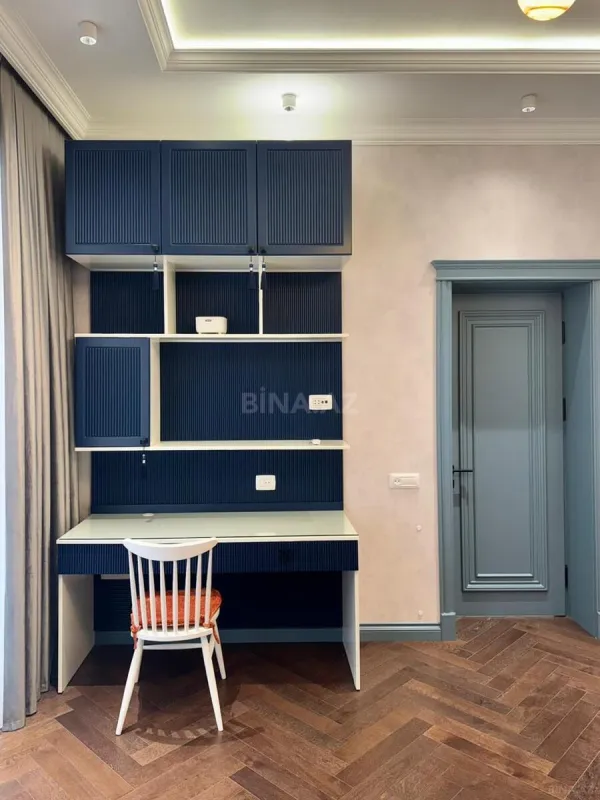 Satılır 5 otaqlı həyət evi 354 m²