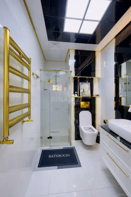 Satılır 4 otaqlı mənzil 130 m²