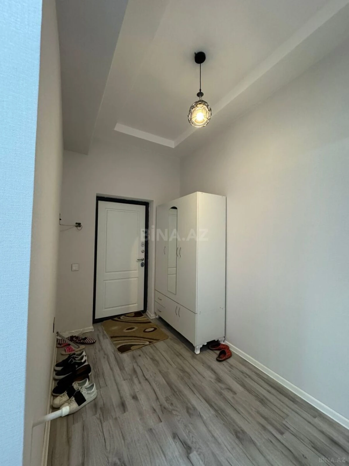 Kirayə verilir 2 otaqlı mənzil 88 m²