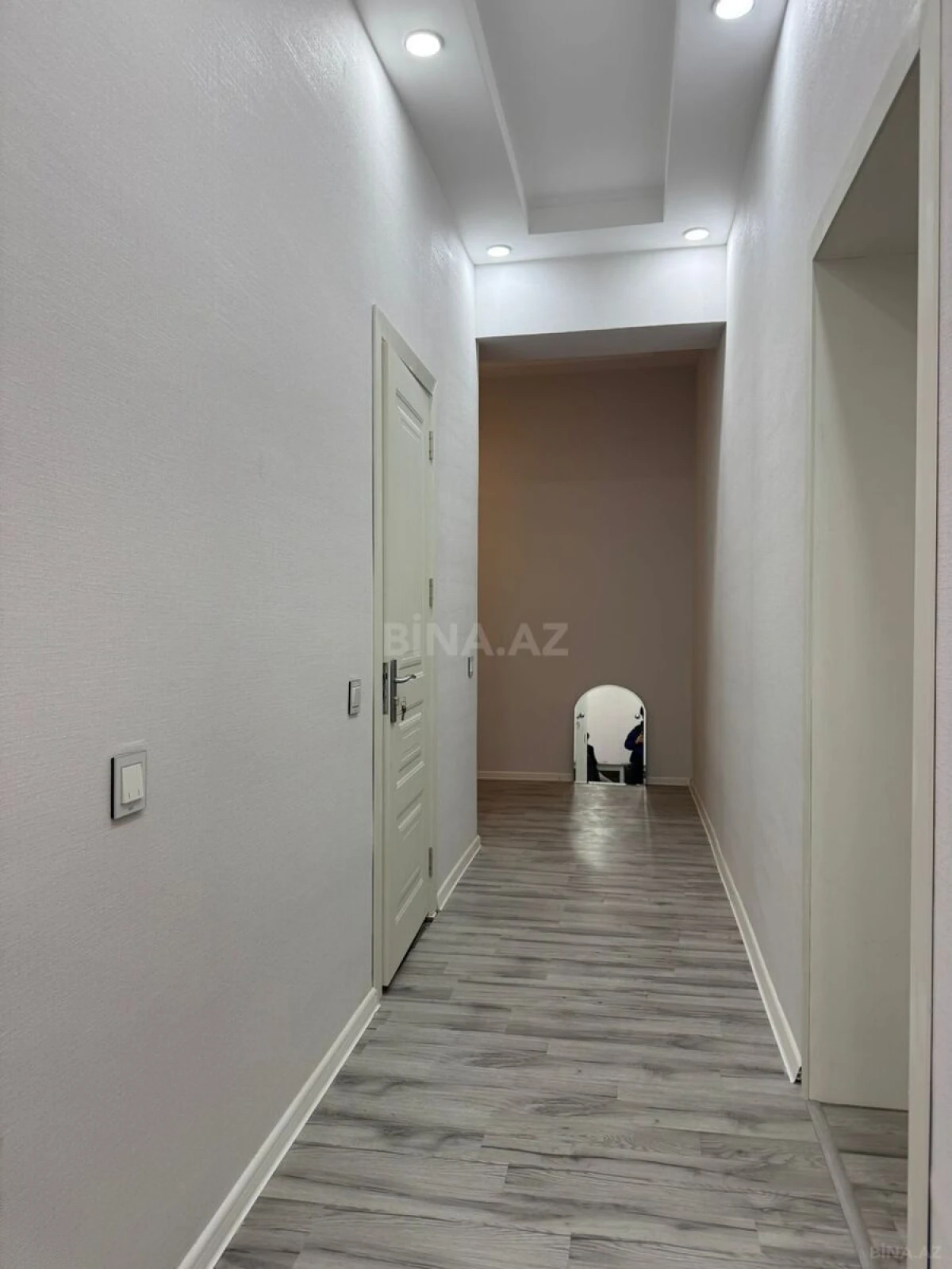 Kirayə verilir 2 otaqlı mənzil 88 m²