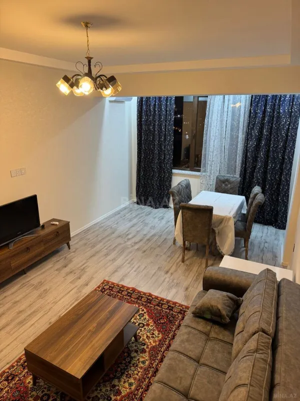 Kirayə verilir 2 otaqlı mənzil 88 m²