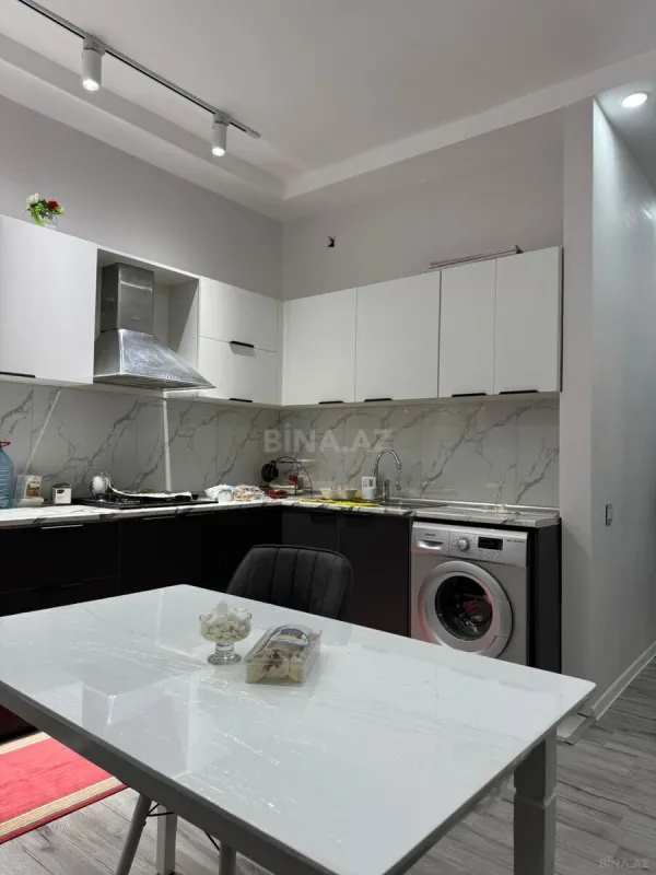 Kirayə verilir 2 otaqlı mənzil 88 m²