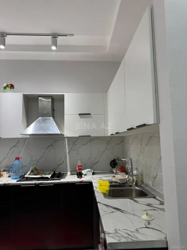 Kirayə verilir 2 otaqlı mənzil 88 m²