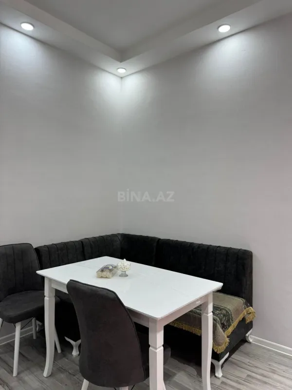 Kirayə verilir 2 otaqlı mənzil 88 m²