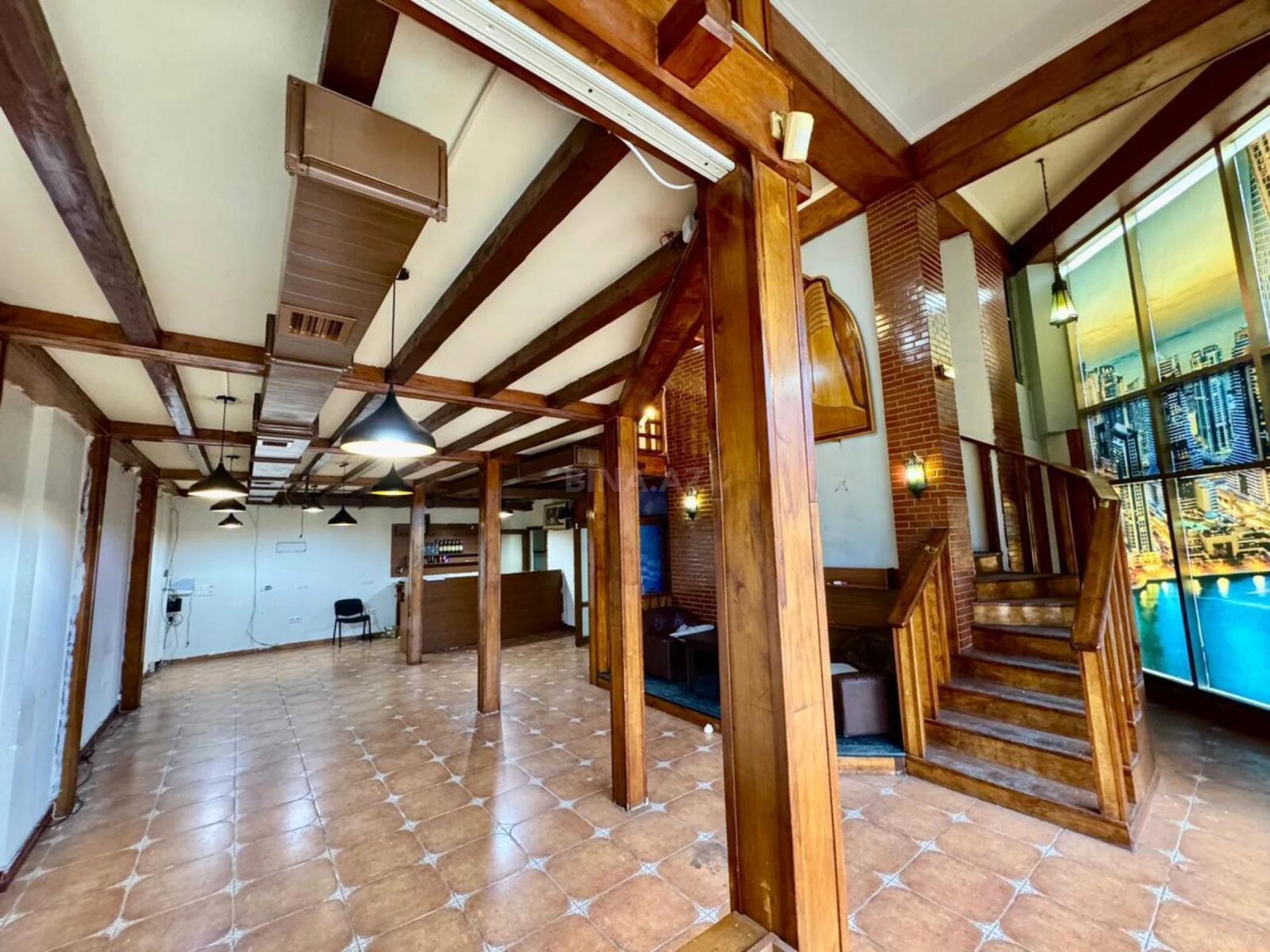 Kirayə verilir obyekt 130 m²