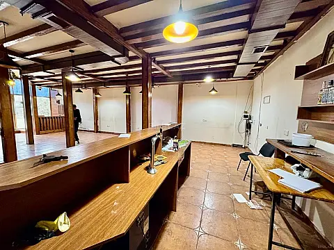 Kirayə verilir obyekt 130 m²