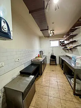 Kirayə verilir obyekt 130 m²