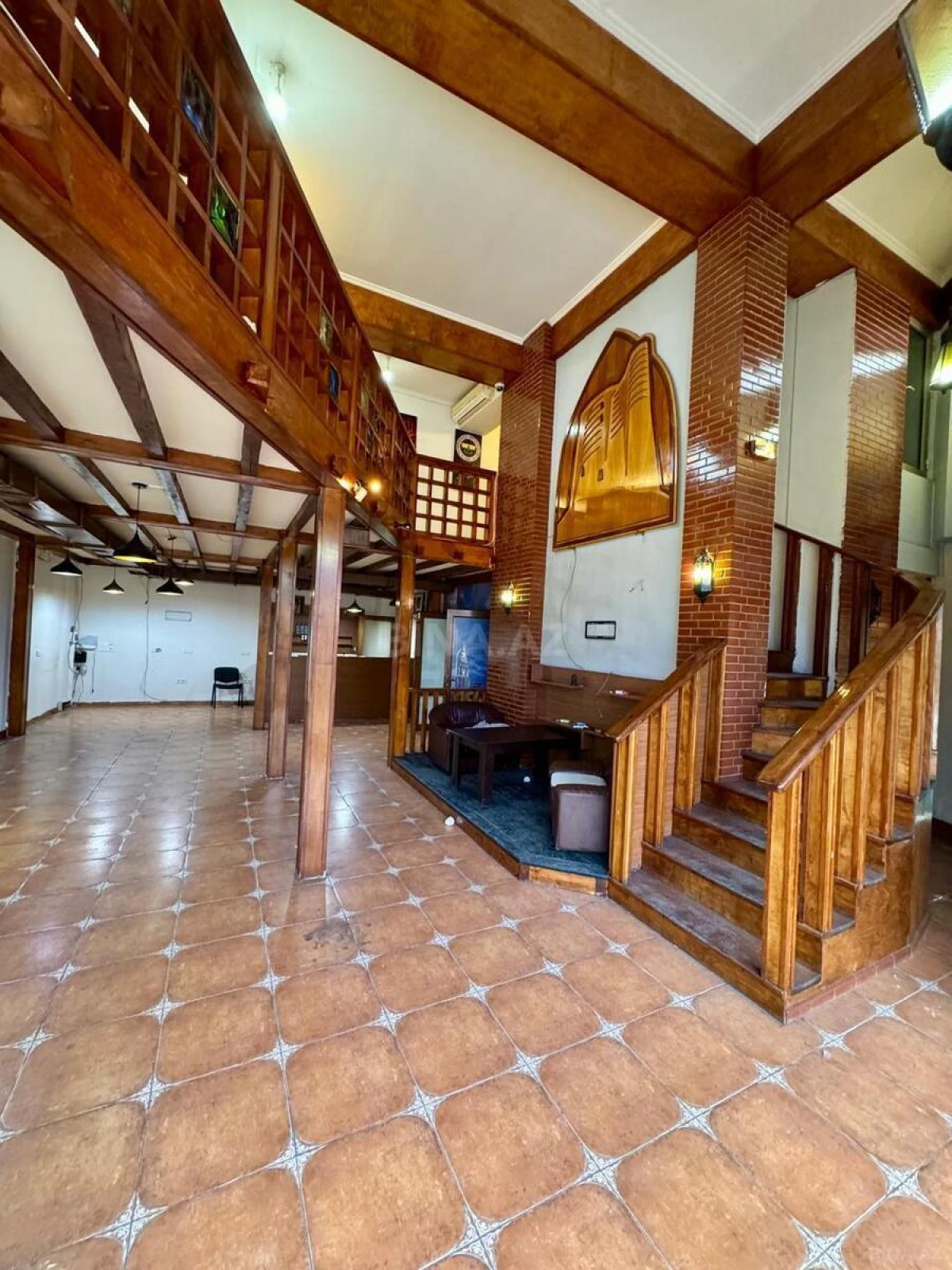 Kirayə verilir obyekt 130 m²