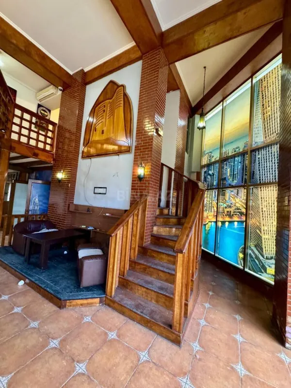 Kirayə verilir obyekt 130 m²