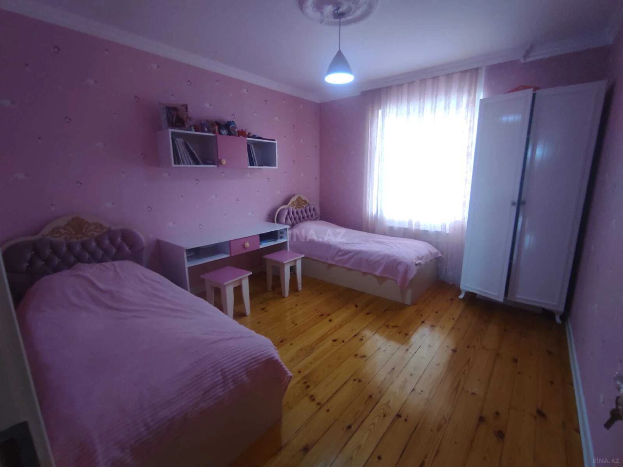 Satılır 6 otaqlı həyət evi 270 m²