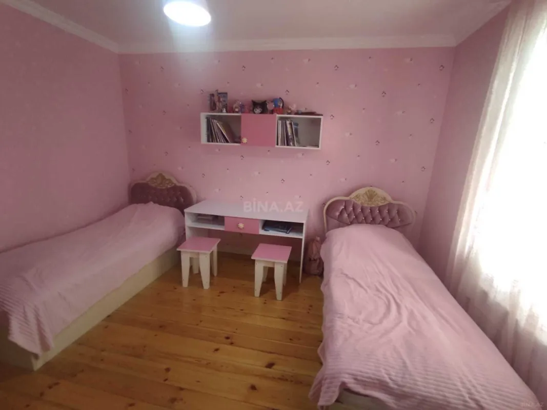 Satılır 6 otaqlı həyət evi 270 m²